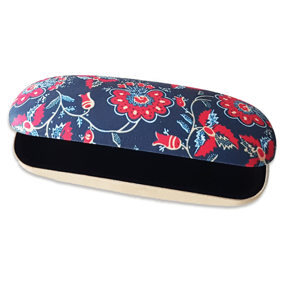 The Terra Lusa “Chita” Glasses Case features a navy background with a red floral pattern, a black interior, and beige bottom—an empty case inspired by Portuguese heritage.