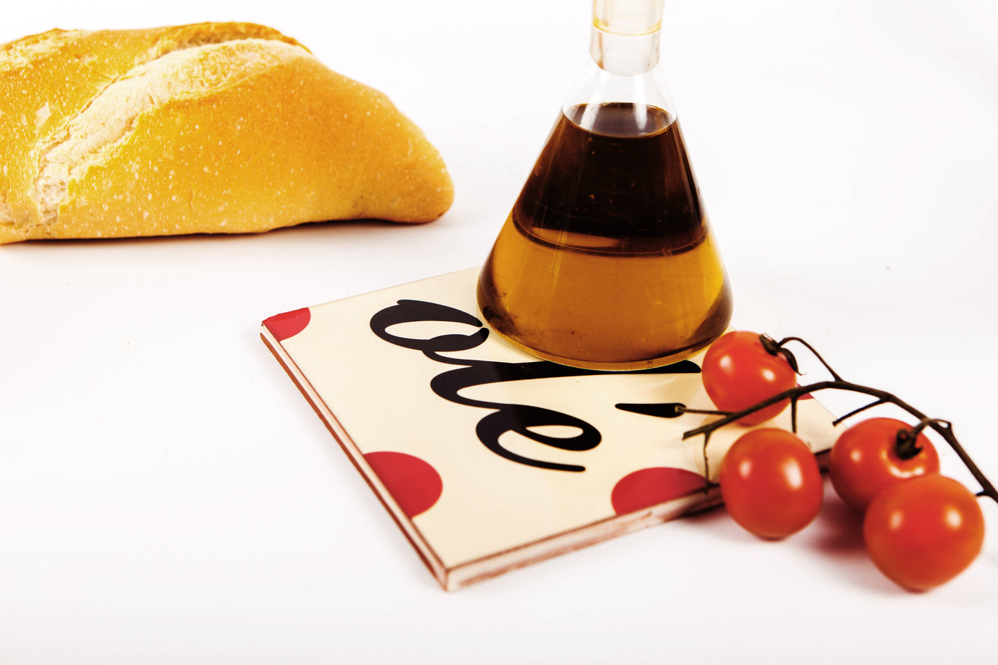 Close-up of textured Ole placemats by Bussago