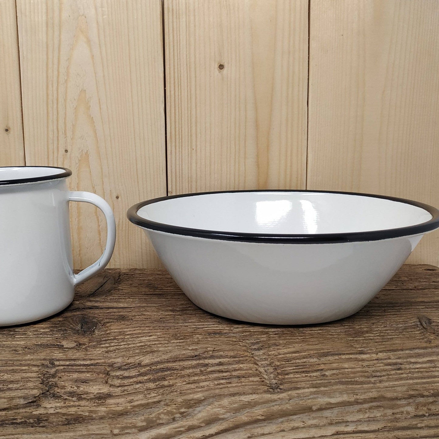 white enamel bow with black rim