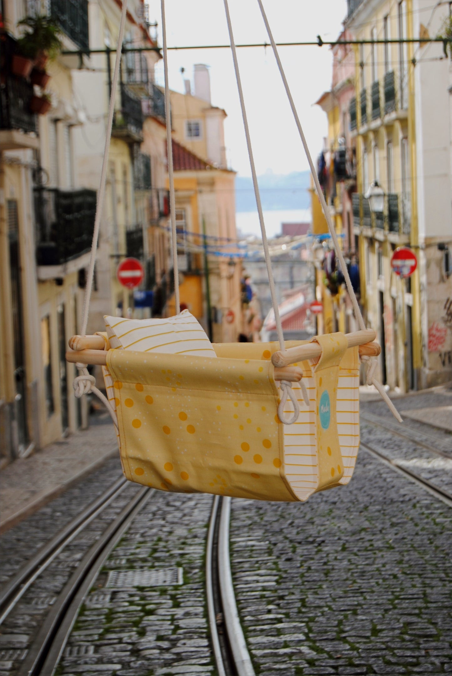 Mustard and Yellow Baby Swing | BabySwing | Iberica - Pretty things from Portugal