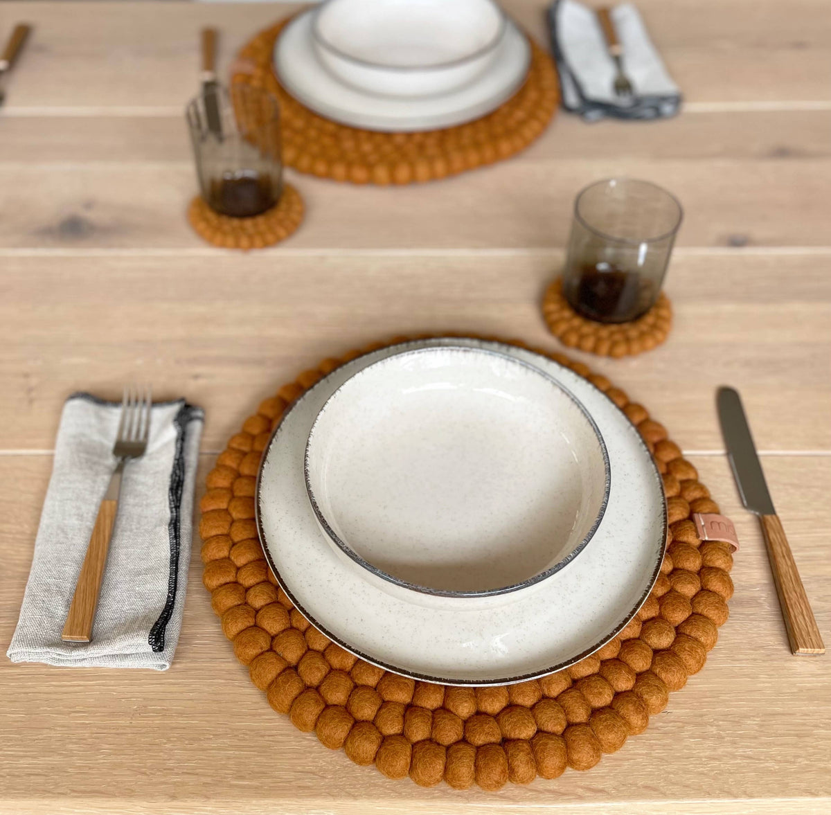 Pipa honey felt placemat and table decor with ceramic tableware