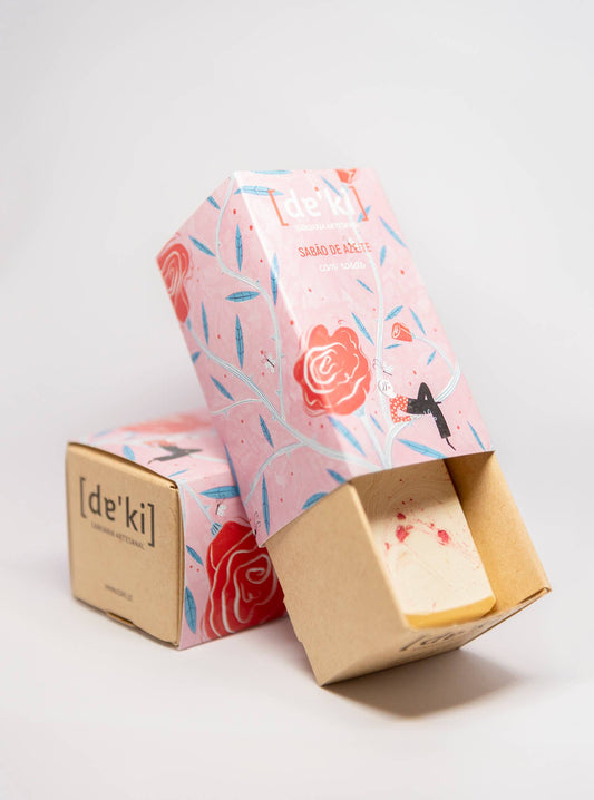 Soap with Roses_opened box